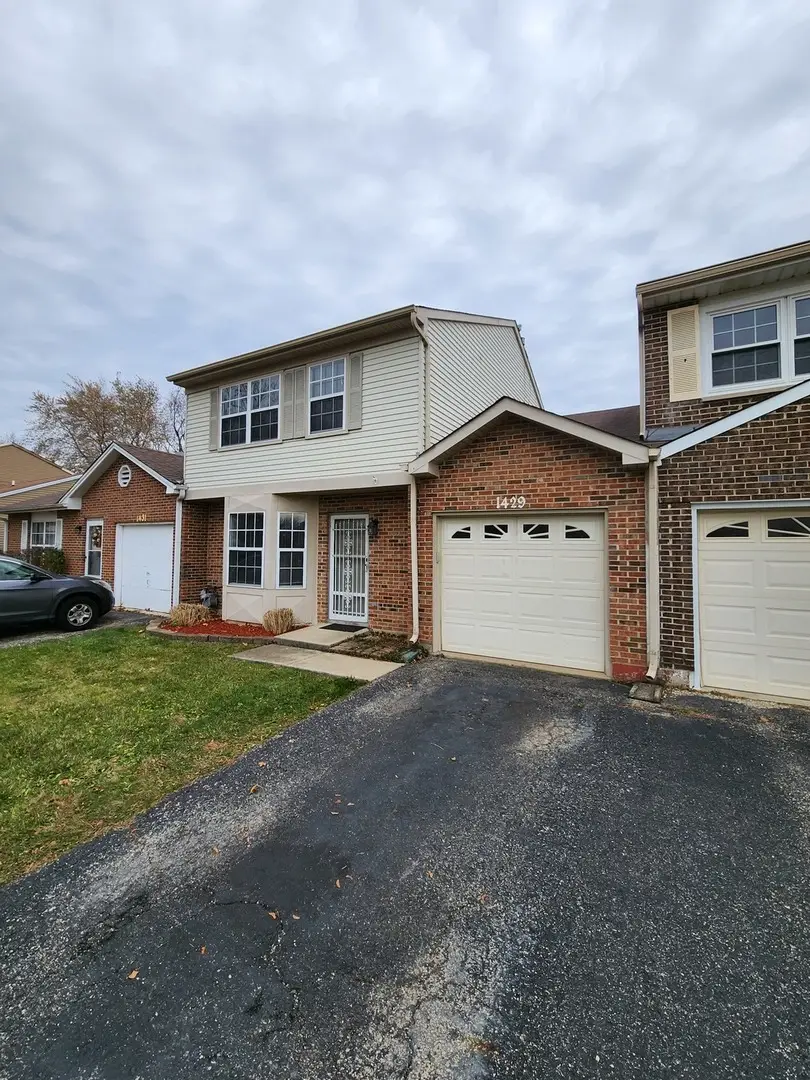 1429 Oxford Street, Carol Stream, IL 60188 - Image #2