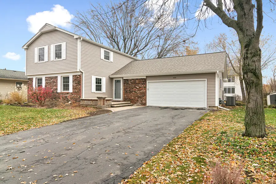 630 Woodhollow Lane, Buffalo Grove, IL 60089 - Image #2