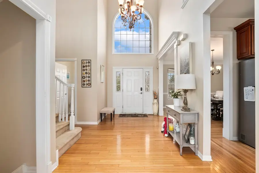 Address Withheld By Seller, Hawthorn Woods, IL 60047 - Image #2