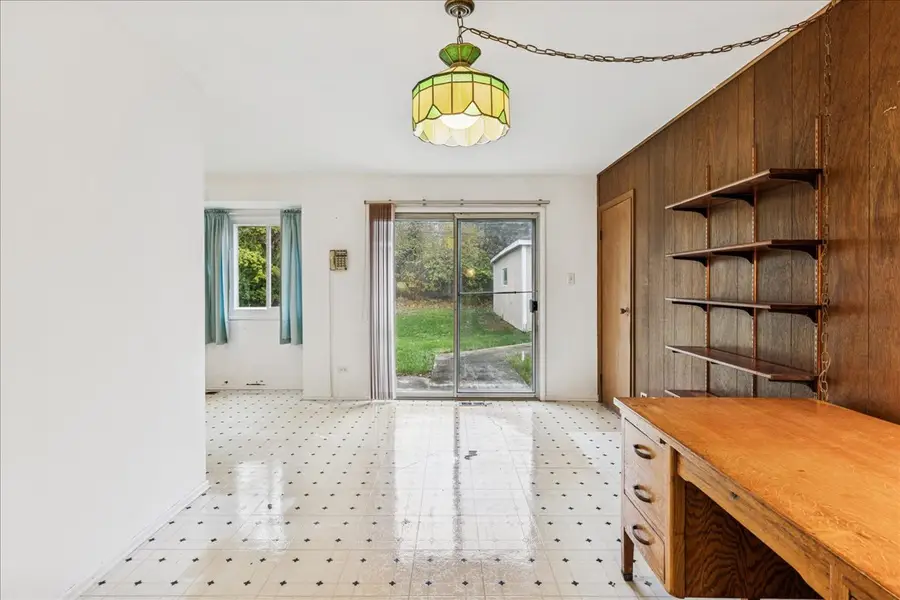 1420 Cooper Road, Hoffman Estates, IL 60169 - Image #2