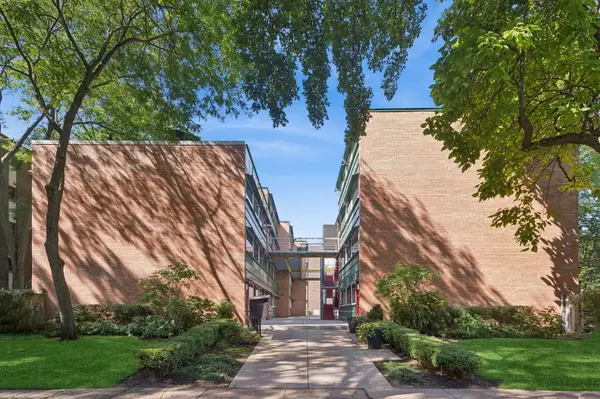 840 Michigan Avenue #10, Evanston, IL 60202