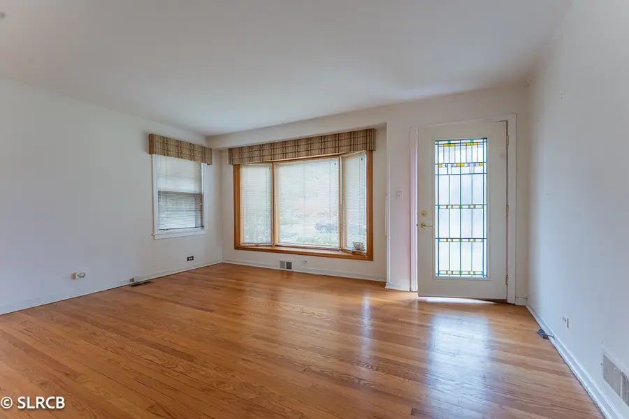 266 Columbia Avenue, Des Plaines, IL 60016 - Image #3