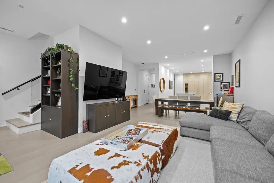 305 S Racine Avenue #PHD, Chicago, IL 60607 - #2