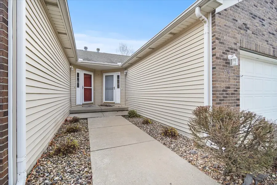 2716 Westbrook Drive, Bloomington, IL 61705 - Image #3