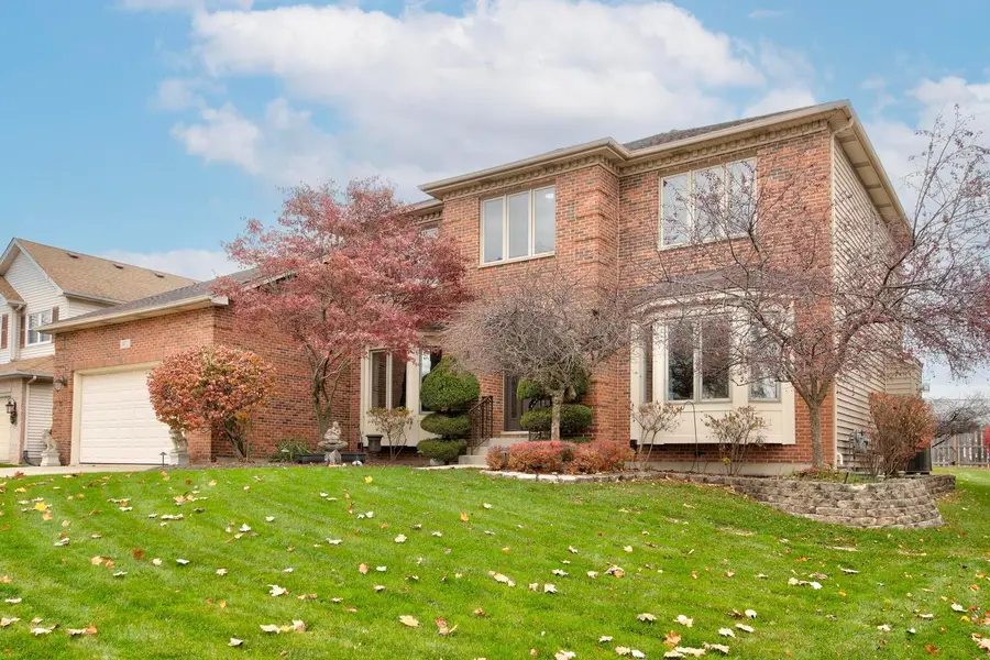 911 Hampton Drive, Carol Stream, IL 60188 - Image #2