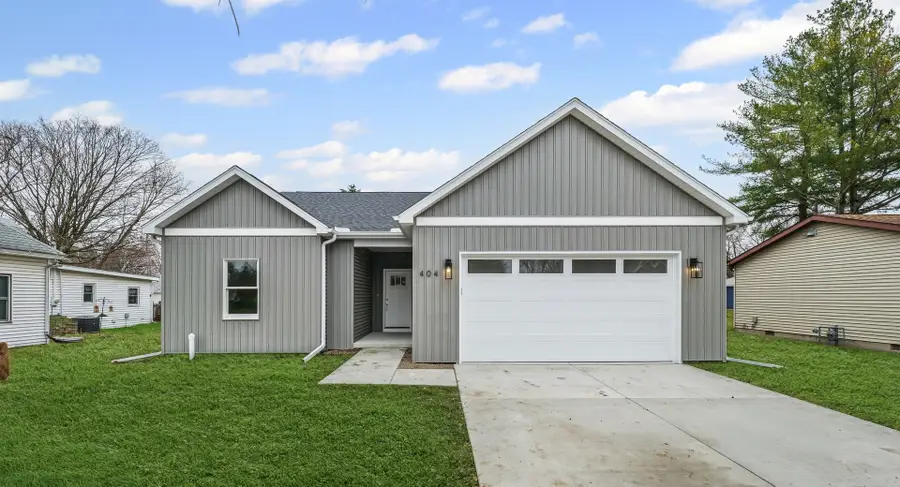 404 E Sherman Street, Saint Joseph, IL 61873 - Image #2