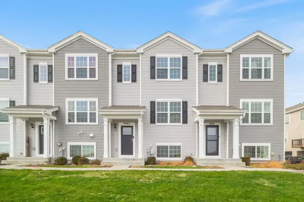 2463 Bella Drive, Pingree Grove, IL 60140