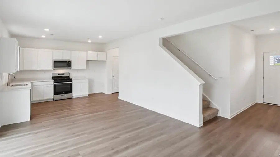 122 Cornerstone Crossing, Hampshire, IL 60140 - Image #2