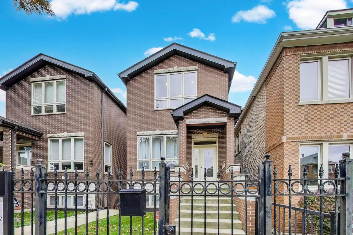 1045 W 34th Place, Chicago, IL 60608 - Image #1