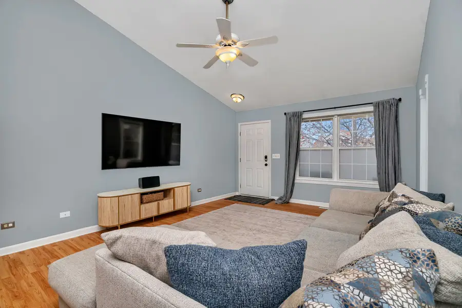 1605 Heritage Pointe Court, Plainfield, IL 60586 - Image #3