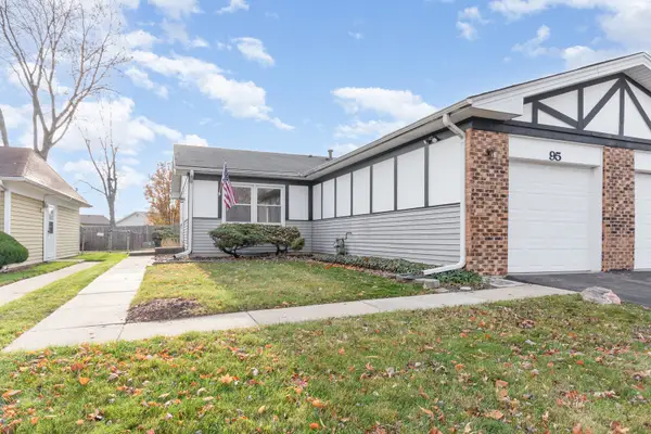 95 W Stevenson Drive, Glendale Heights, IL 60139