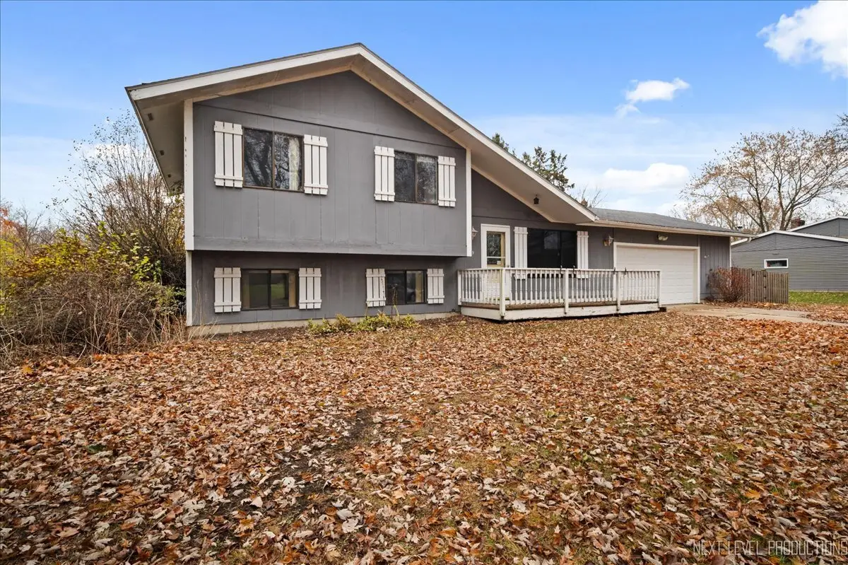 1009 Sutton Drive, Crystal Lake, IL 60014 - Image #1