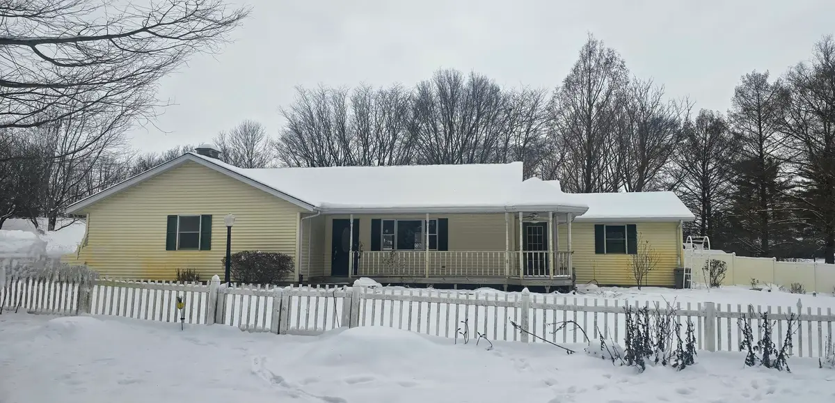 Address Withheld By Seller, Mahomet, IL 61853 - Image #1
