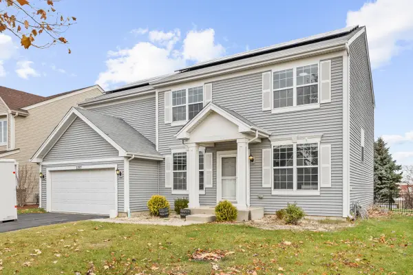 1157 Clearwater Drive, Pingree Grove, IL 60140