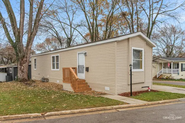 1101 Richard Road, Elgin, IL 60123