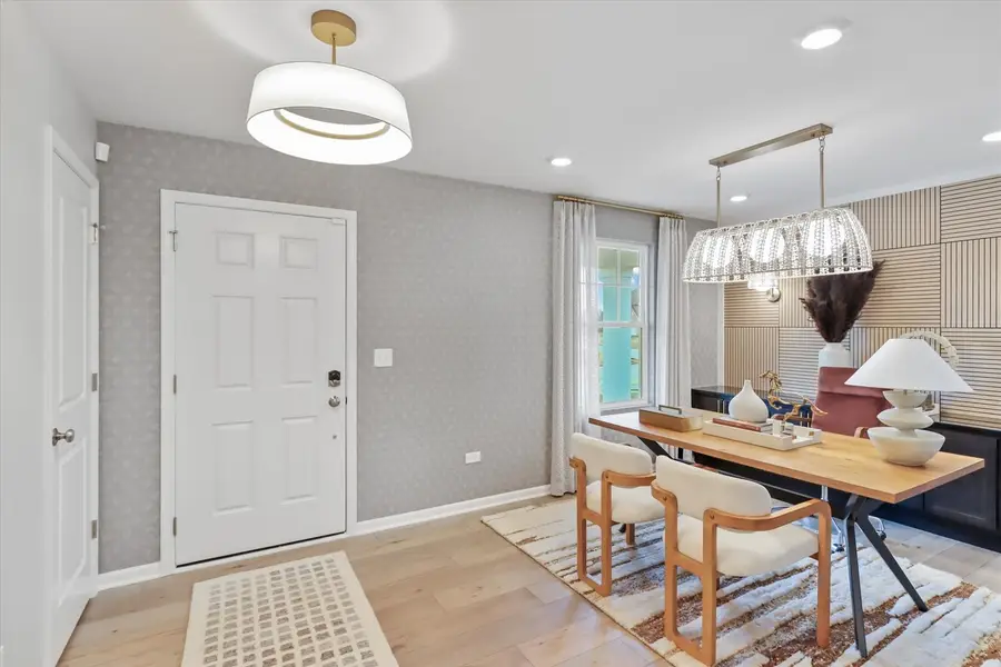 860 Fair Meadow Court, North Aurora, IL 60542 - Image #2