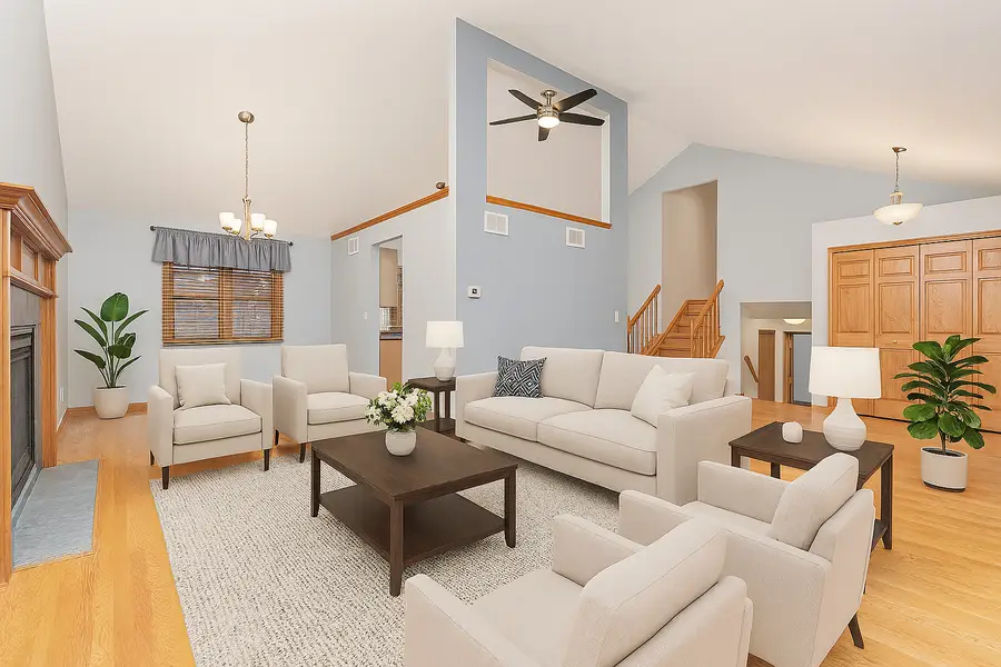 16517 Spangler Road, Plainfield, IL 60586 - Image #2