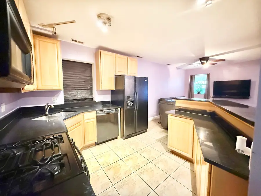 6035 S St Lawrence Avenue #GS, Chicago, IL 60637 - Image #3