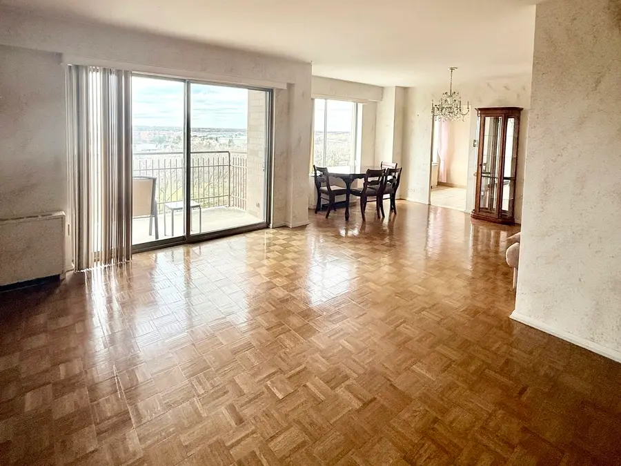 Address Withheld By Seller, Chicago, IL 60645 - Image #2