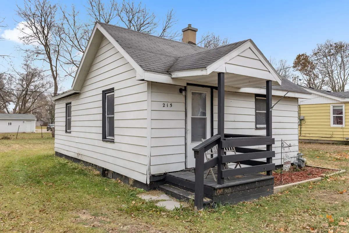215 S Moore Street, South Beloit, IL 61080 - Image #1