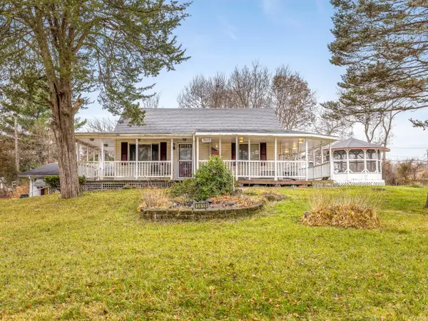 3619 Chippewa Avenue, Rockford, IL 61102