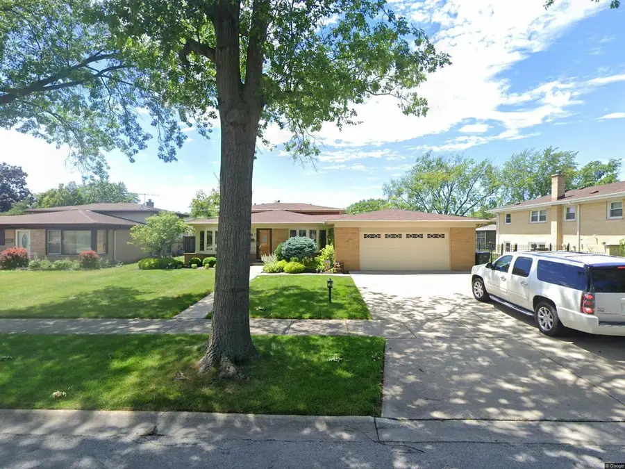 9446 Overhill Avenue, Morton Grove, IL 60053 - Image #2