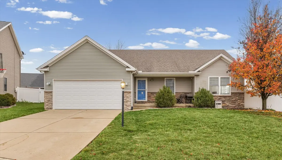1713 Hunters Ridge Court, Mahomet, IL 61853 - Image #1