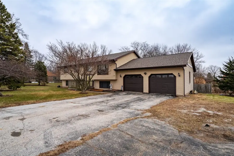 22149 N 825 E, Carlock, IL 61725 - Image #2