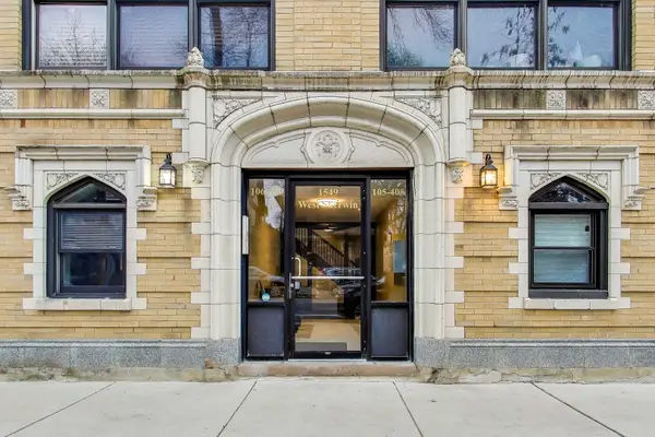 1549 W Sherwin Avenue #106, Chicago, IL 60626