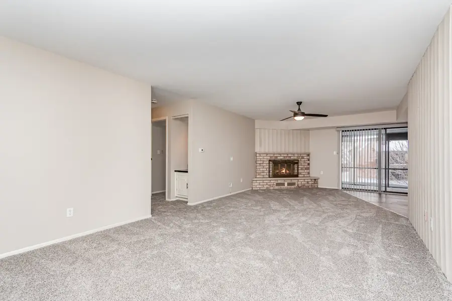 740 Saint Andrews Lane #21, Crystal Lake, IL 60014 - Image #3