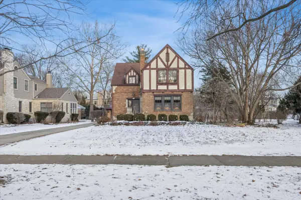 4925 Grand Avenue, Western Springs, IL 60558