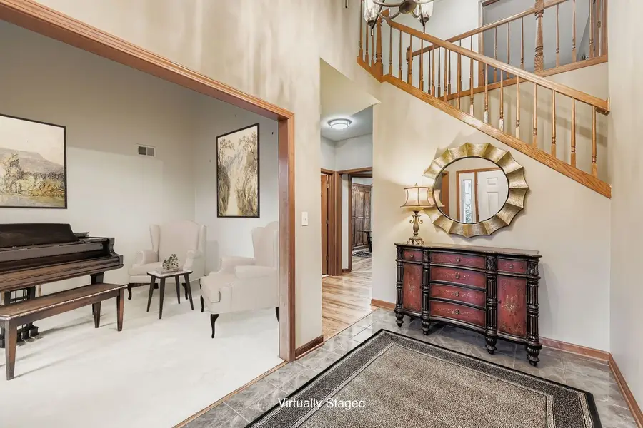 845 Harmon Boulevard, Hoffman Estates, IL 60169 - Image #2