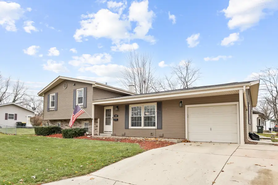 206 Yuma Lane, Carol Stream, IL 60188 - Image #2