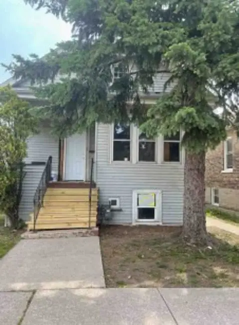 5417 S Sacramento Avenue, Chicago, IL 60632 - Image #1