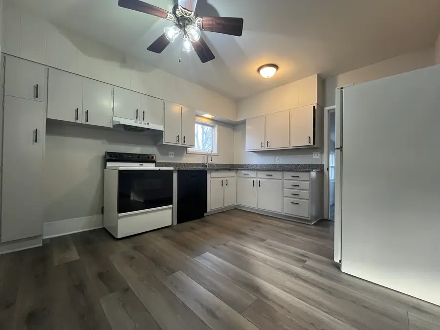 807 N Park Street, Streator, IL 61364 - Image #3