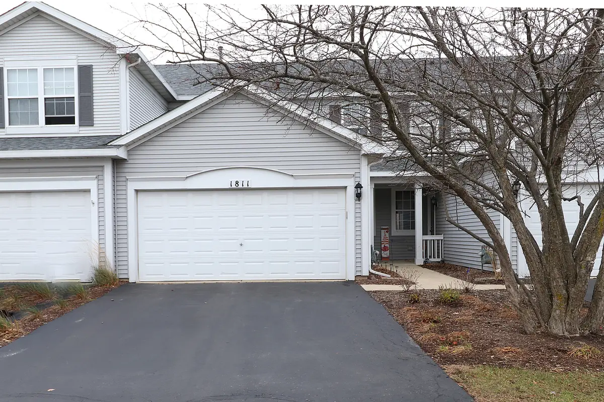 1811 S Wentworth Circle, Romeoville, IL 60446 - Image #1