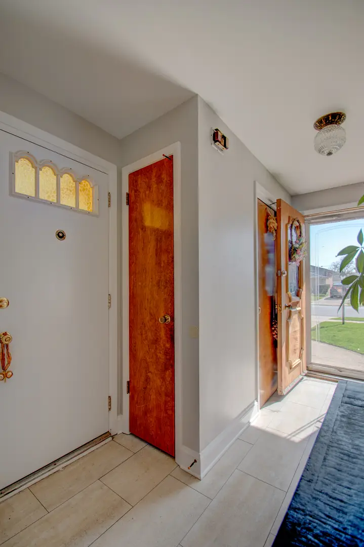 648 Saginaw Avenue, Calumet City, IL 60409 - Image #2