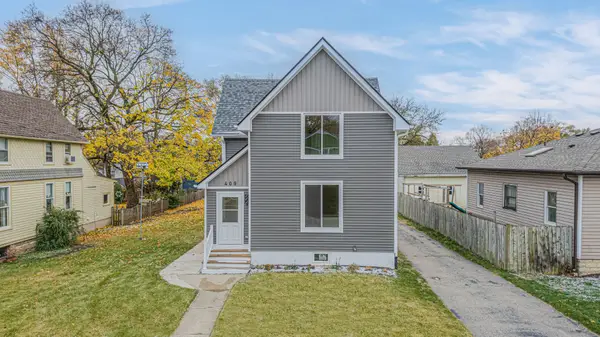 409 Algona Avenue, Elgin, IL 60120