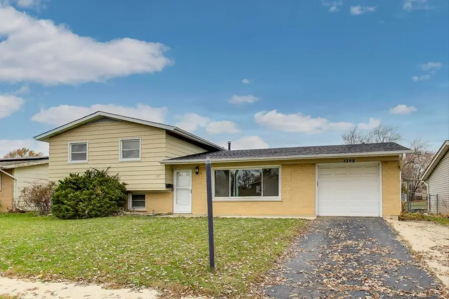 1208 Windsor Lane, Hanover Park, IL 60133 - Image #2