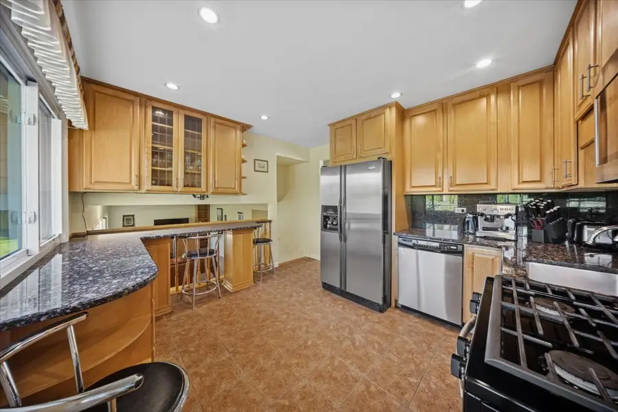 1614 Holly Avenue, Darien, IL 60561 - Image #3