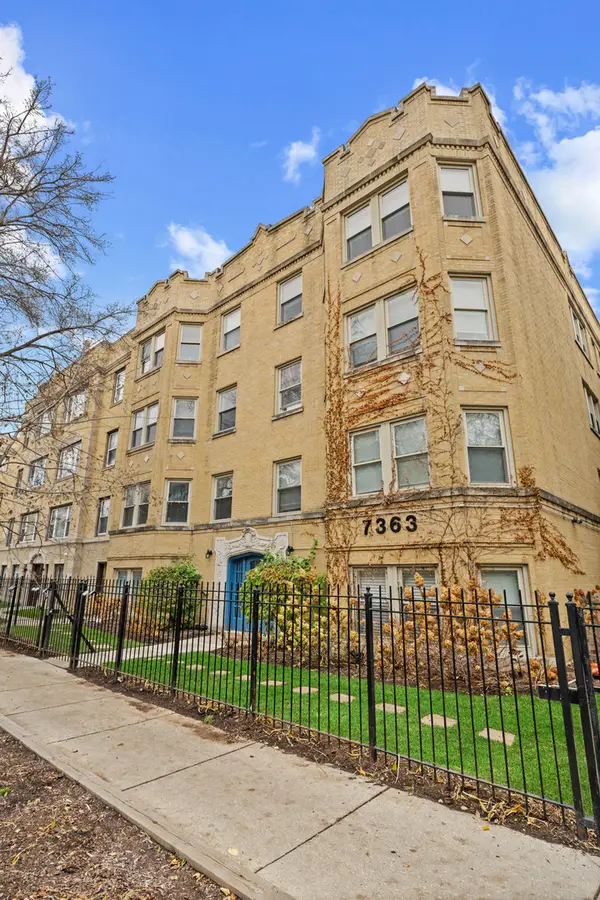 Address Withheld By Seller, Chicago, IL 60645