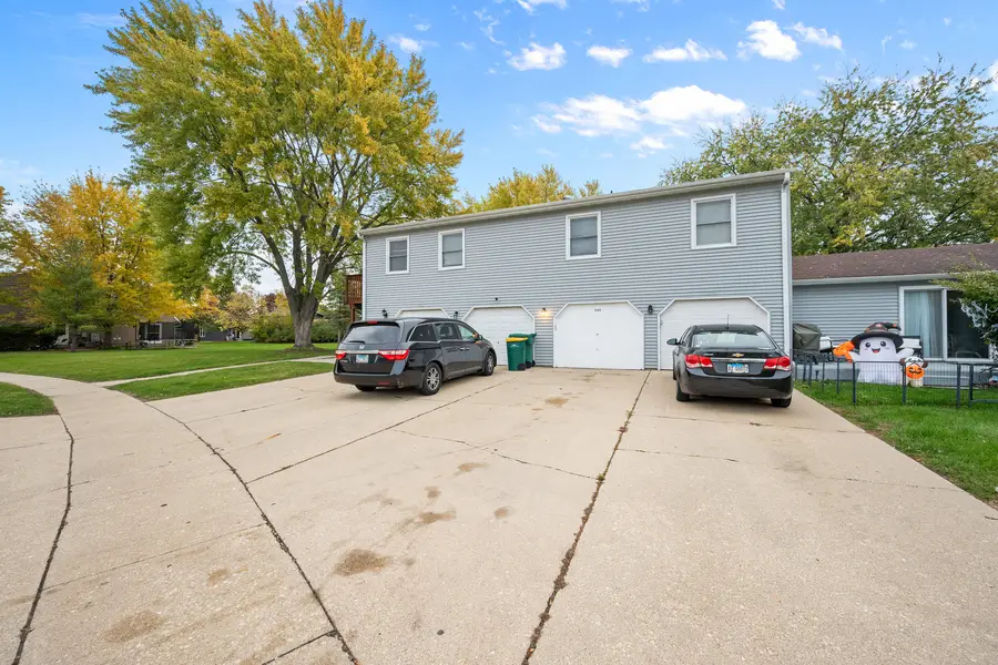 1606 E Stonehenge Drive, Sycamore, IL 60178 - Image #3