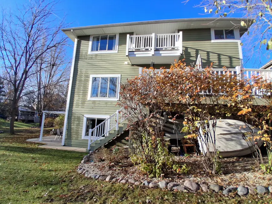 980 Dakota Drive, Woodstock, IL 60098 - Image #3