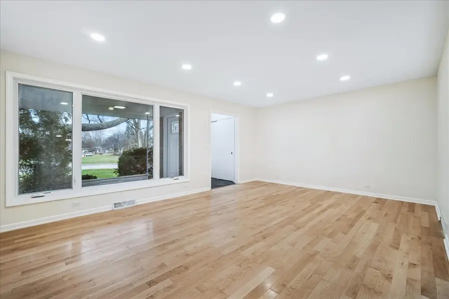 Address Withheld By Seller, Highland Park, IL 60035 - Image #3