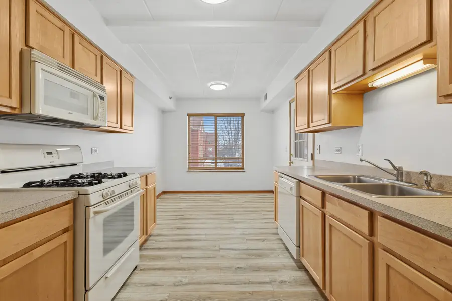 7025 Heritage Circle #2A, Orland Park, IL 60462 - Image #2