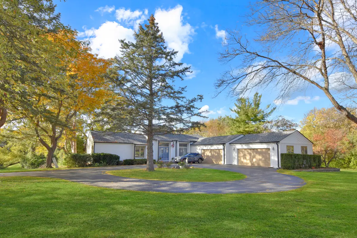 23400 W Cattail Lane, Barrington, IL 60010 - #1