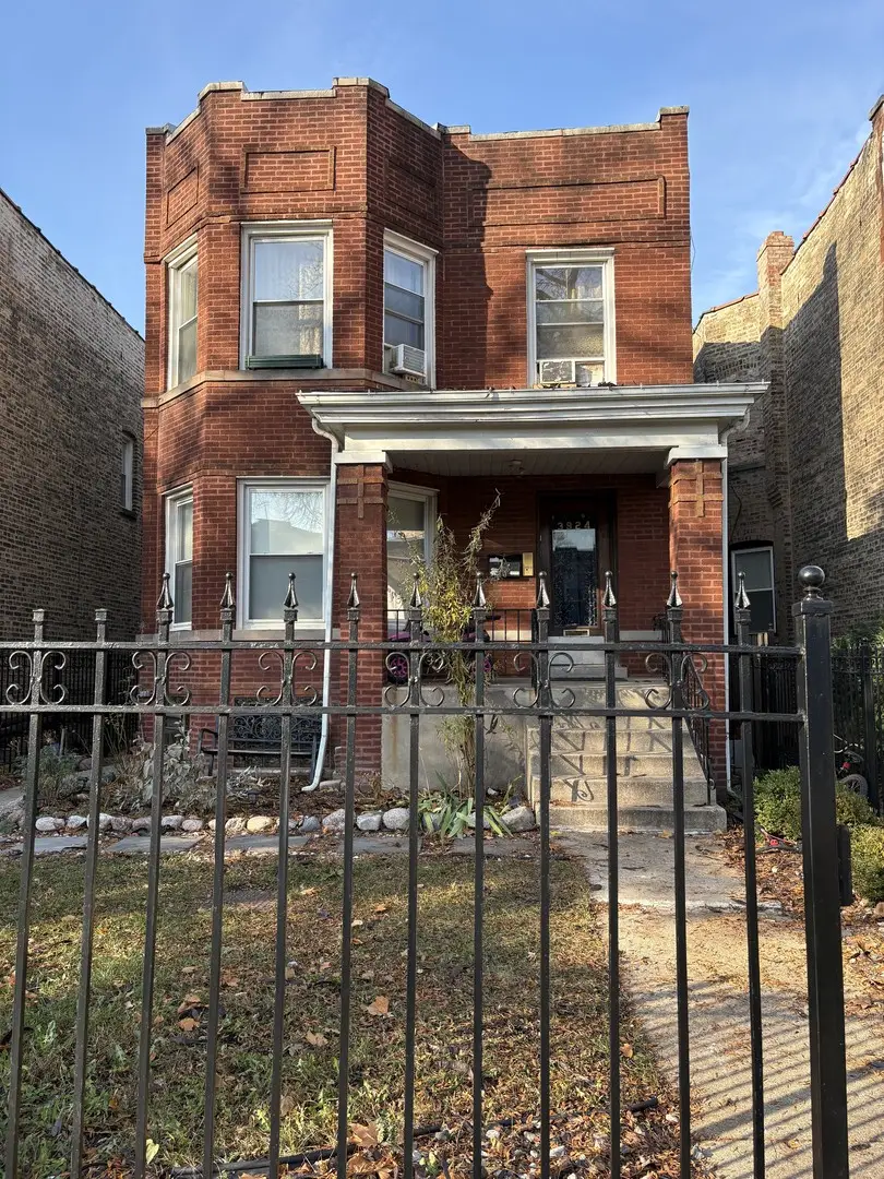 3924 N Sawyer Avenue, Chicago, IL 60618 - Image #1