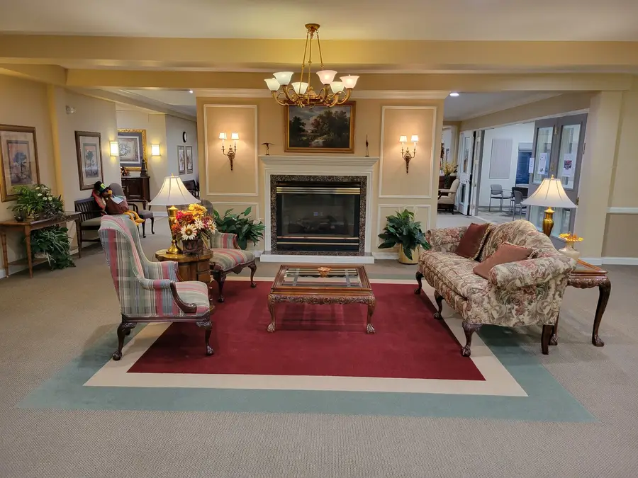 605 Barrington Avenue #216, East Dundee, IL 60118 - Image #3