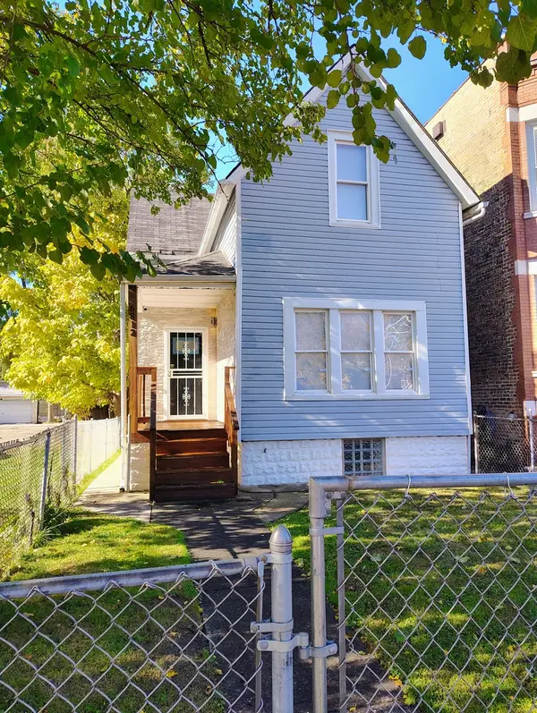 6812 S Green Street, Chicago, IL 60621