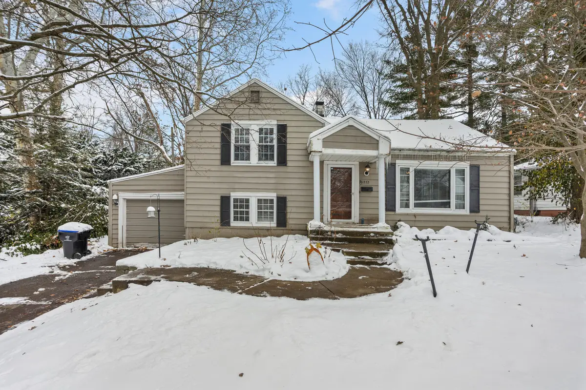 1233 E Jefferson Street, Bloomington, IL 61701 - Image #1